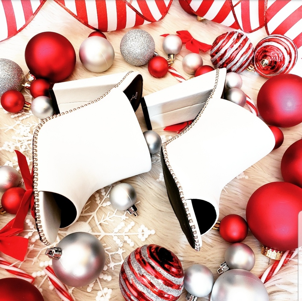 🆕️//The Tess// White vegan leather Mule - Picture 2 of 7